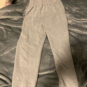 grey sweatpants